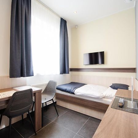 Apartments Danube Братислава Экстерьер фото